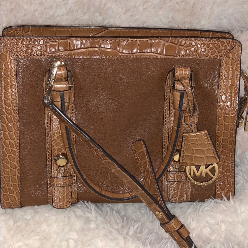 MK purse